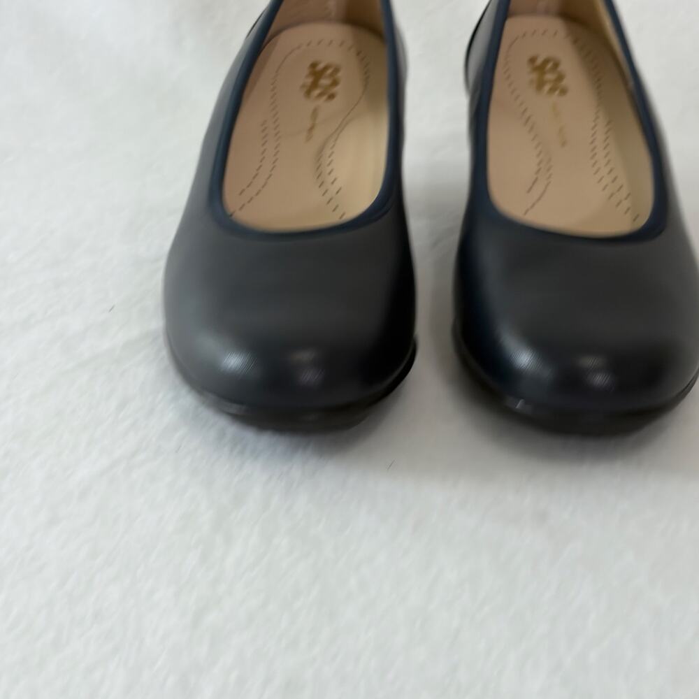 SAS Dress Shoes Womens 7.5 Dark Blue Block Low Heel Round Toe Cushioned Comfort - Picture 7 of 13